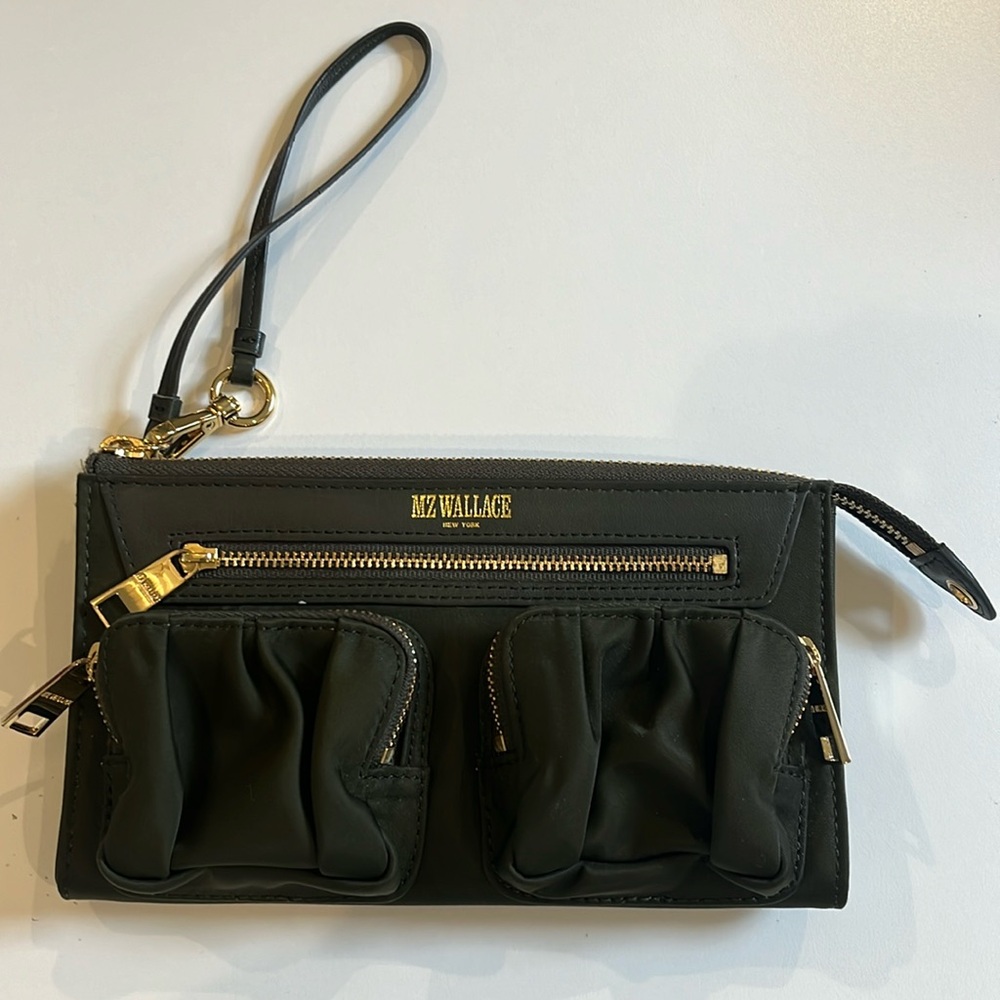 MZ Wallace - Abbey wristlet olive/dark green
